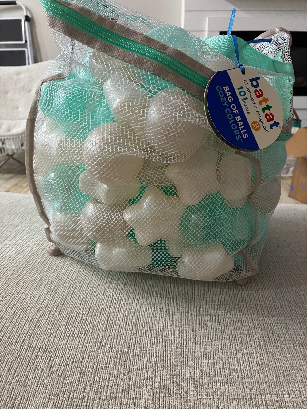 Battat Bag of Soft Play Balls - Mint & White 101ct